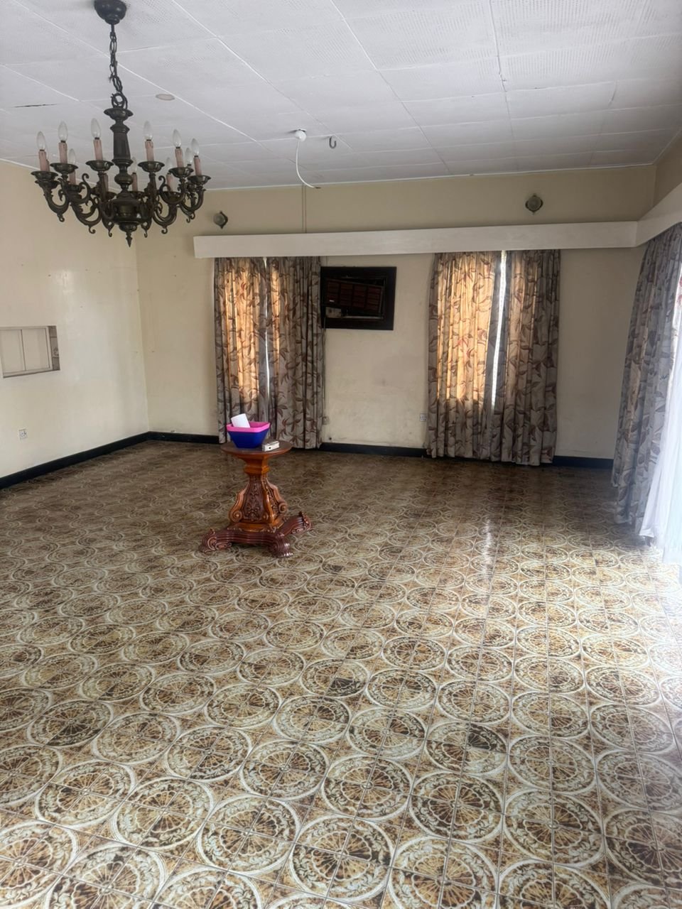 Detached 3 Bedroom Bungalow for Rent in Surulere, Lagos photo 4