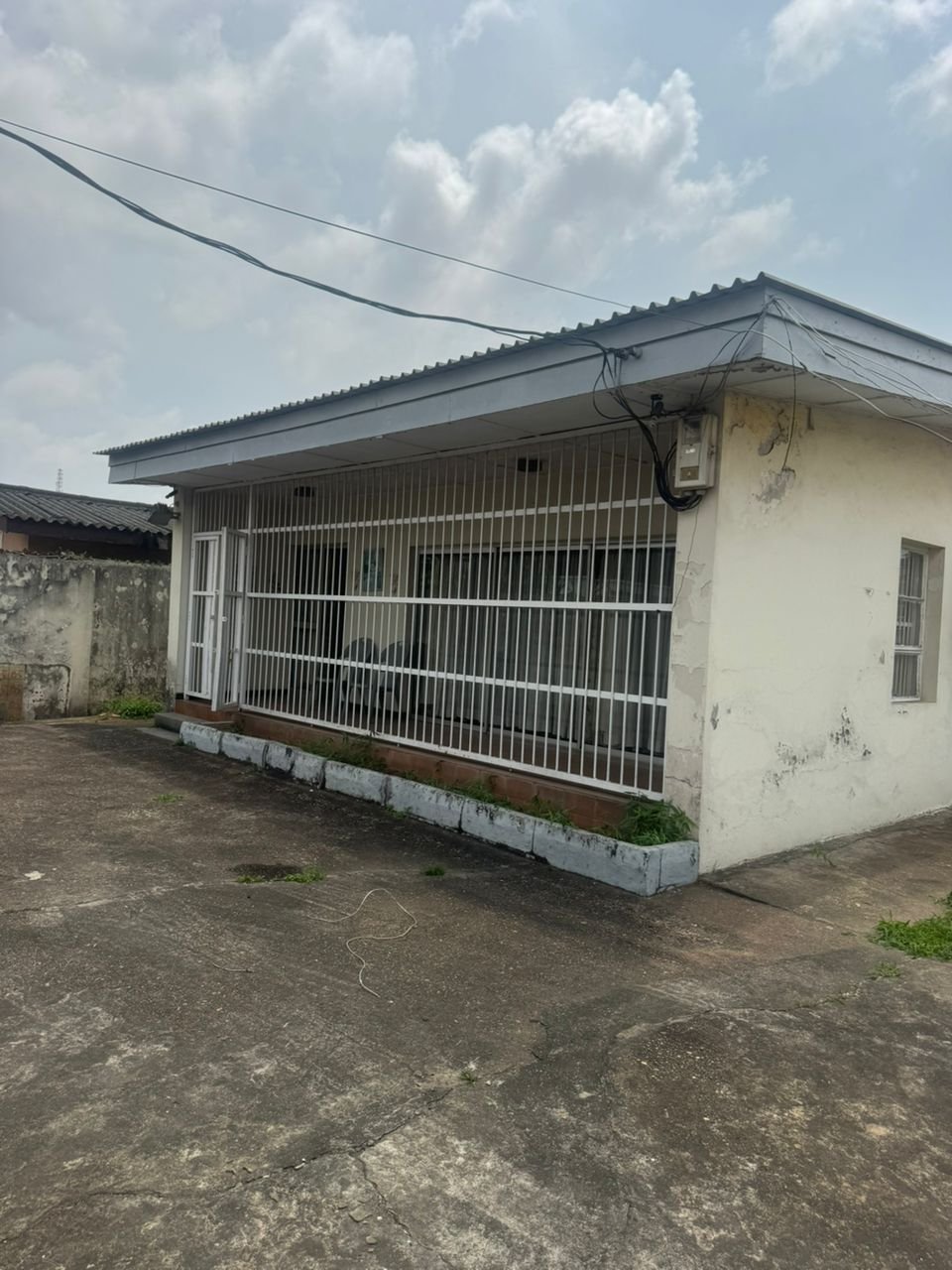 Detached 3 Bedroom Bungalow for Rent in Surulere, Lagos photo 6