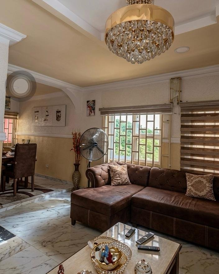 3 Bedroom Bungalow with 5 shops for sale in Port Harcourt, Rivers