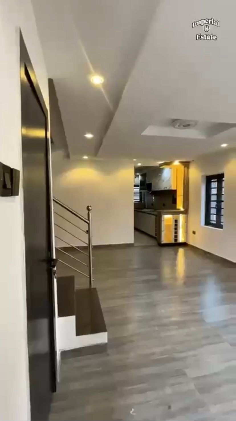 Newly Built 8 units of 3 bedrooms Terrace Duplex for Sale in Ikeja, Lagos photo 2