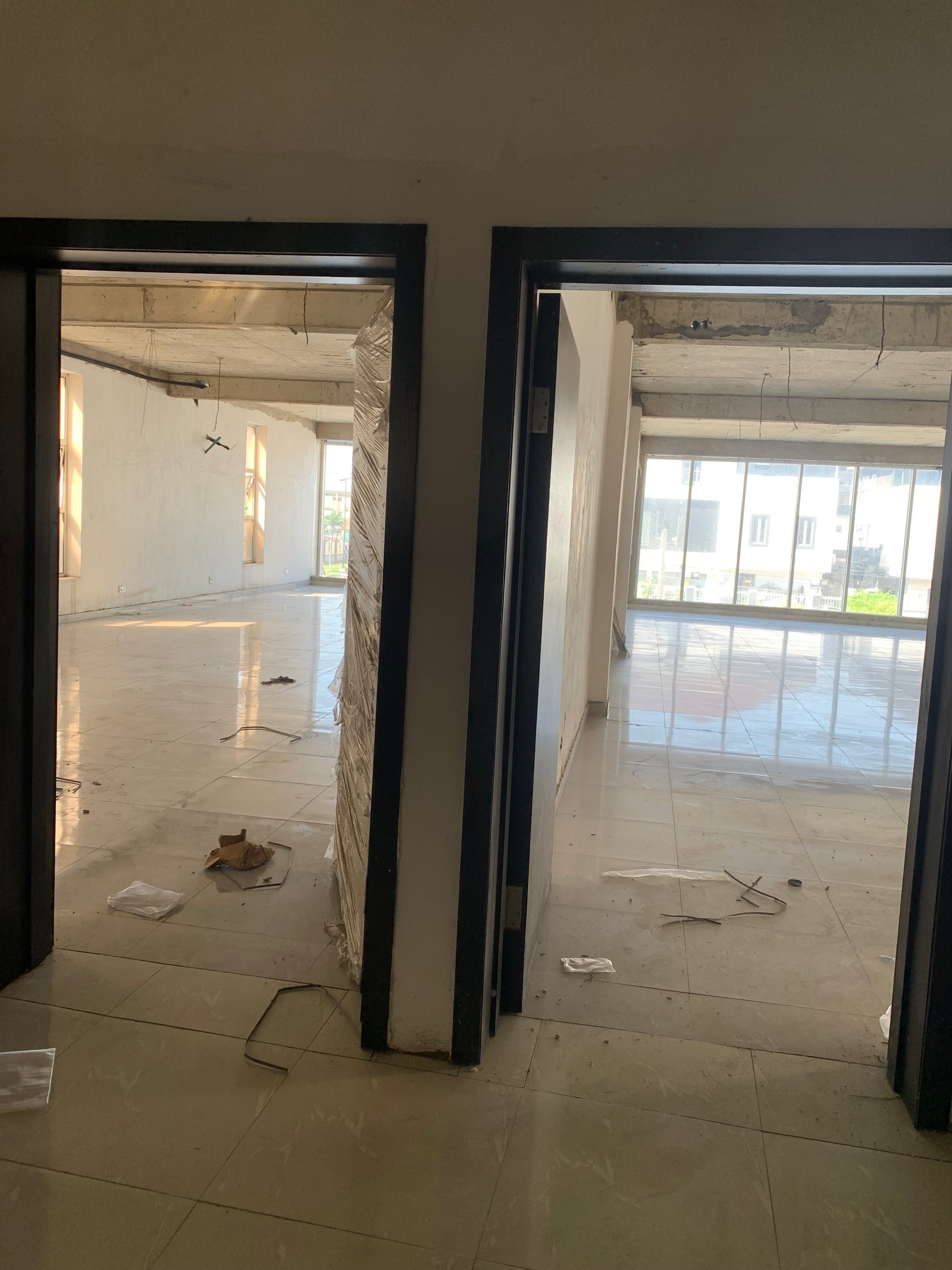 4 STOREY COMMERCIAL BUILDING FOR SALE in Lekki Phase 1, Lagos photo 7