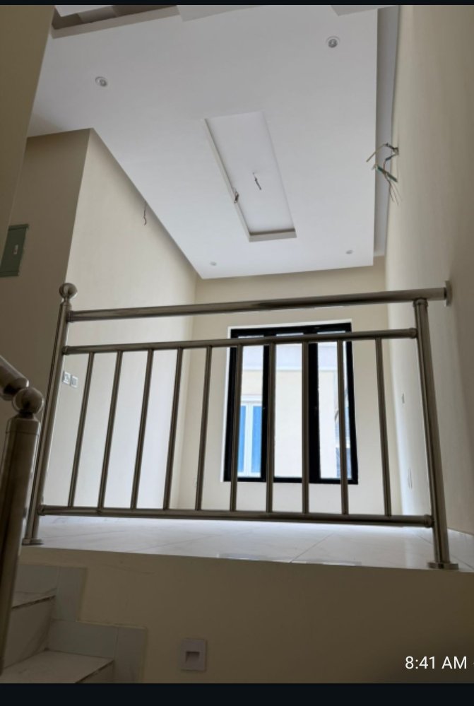4 Bedroom flat for Sale in Ikeja, Lagos photo 3