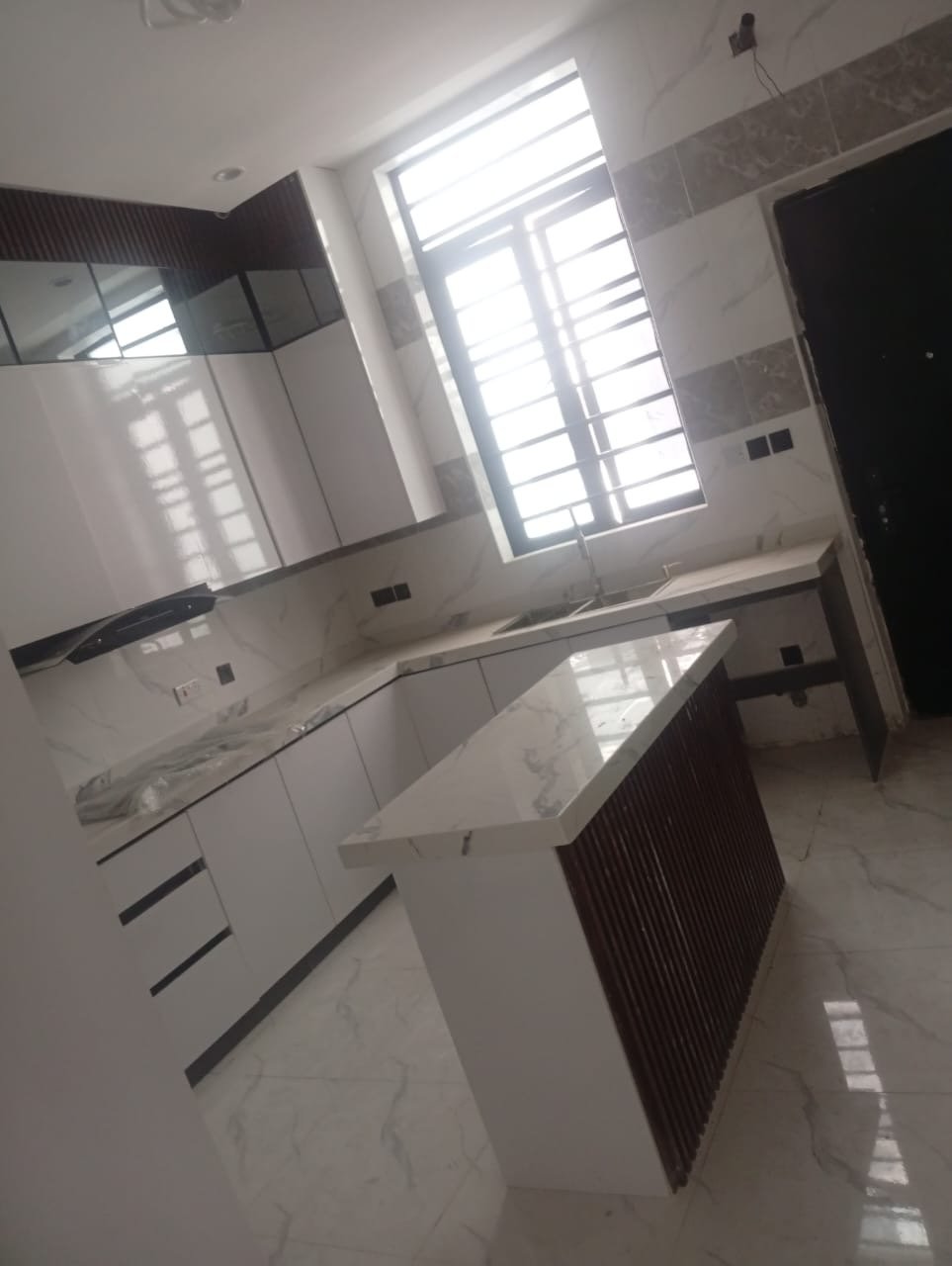 4 bedroom semi detached duplex located at orchid. for Rent in Lekki Phase 1, Lagos photo 3