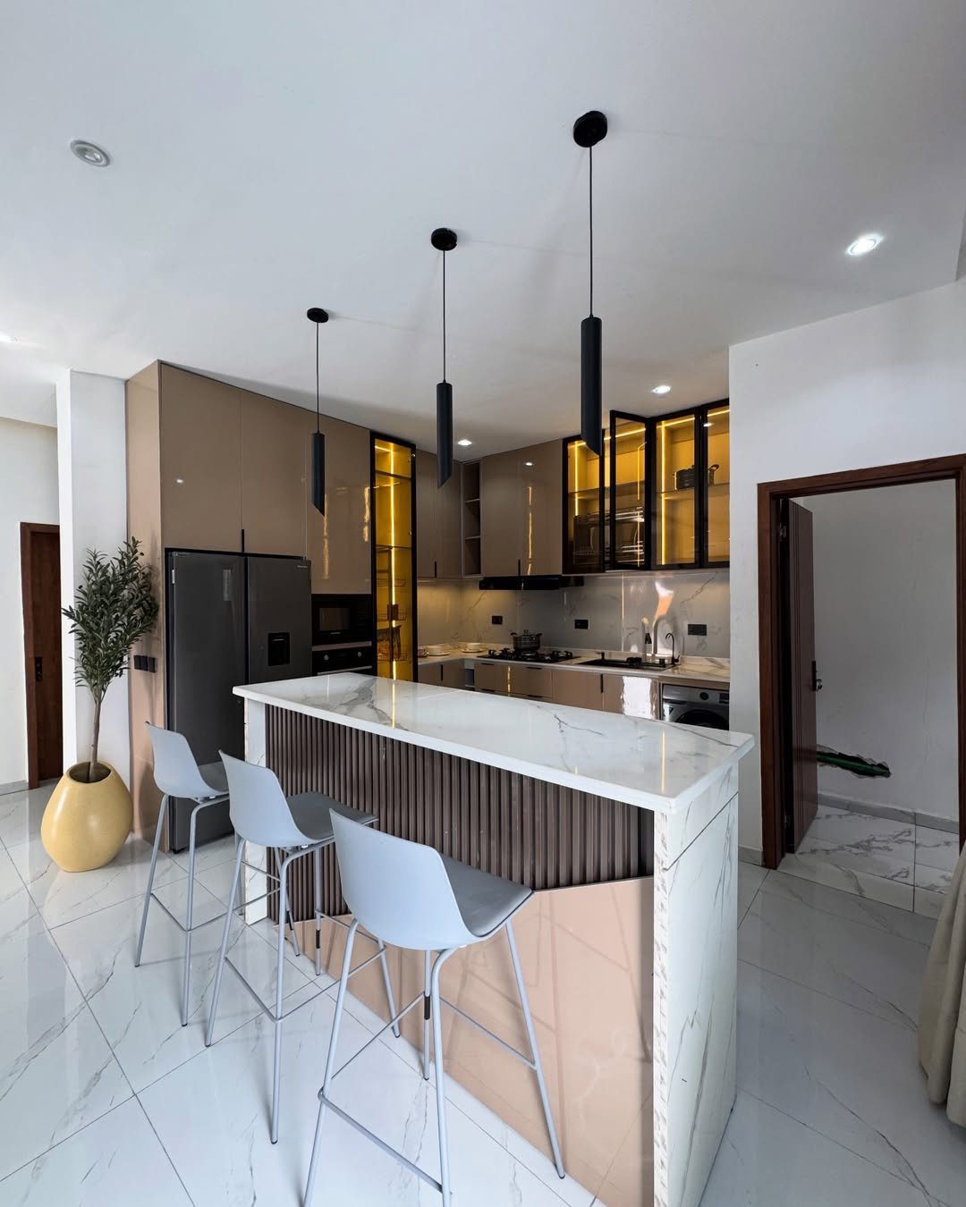 3 bedroom bungalow &4 bedroom bungalow for Sale in Lekki, Lagos photo 3